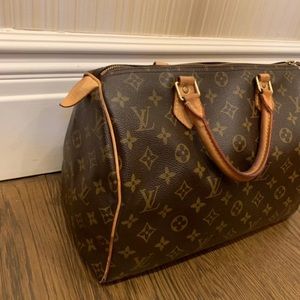 Louis Vuitton Speedy